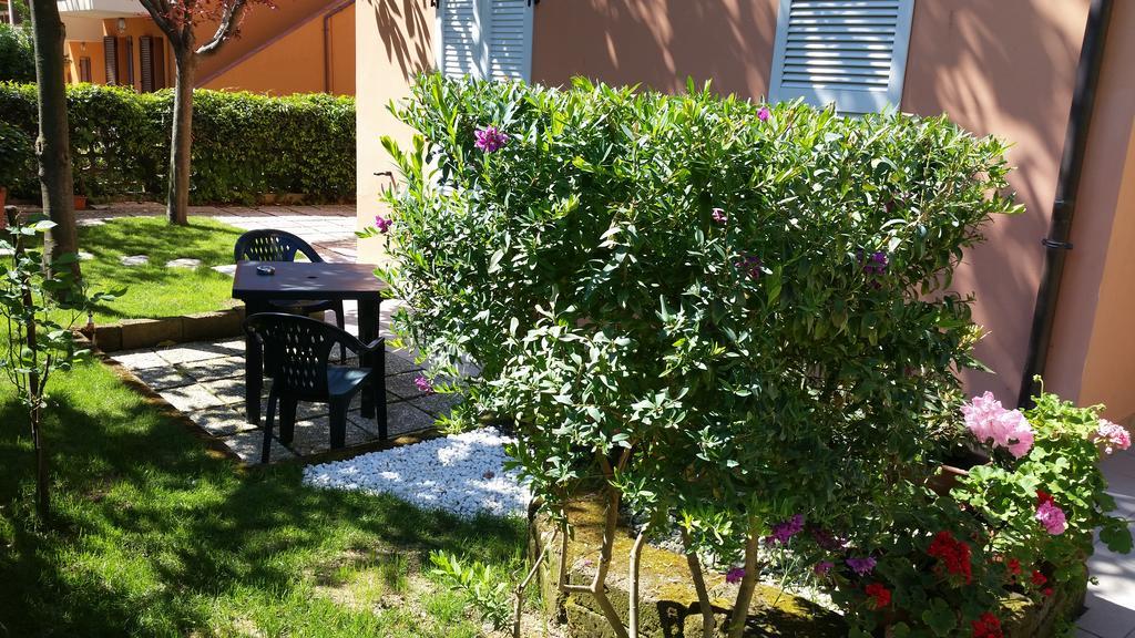 A Due Passi Dal Mare B&B Numana Luaran gambar