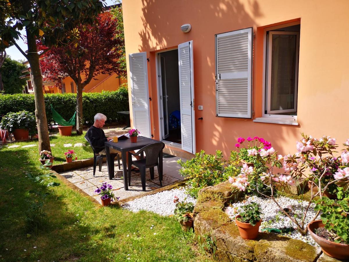 A Due Passi Dal Mare B&B Numana Luaran gambar