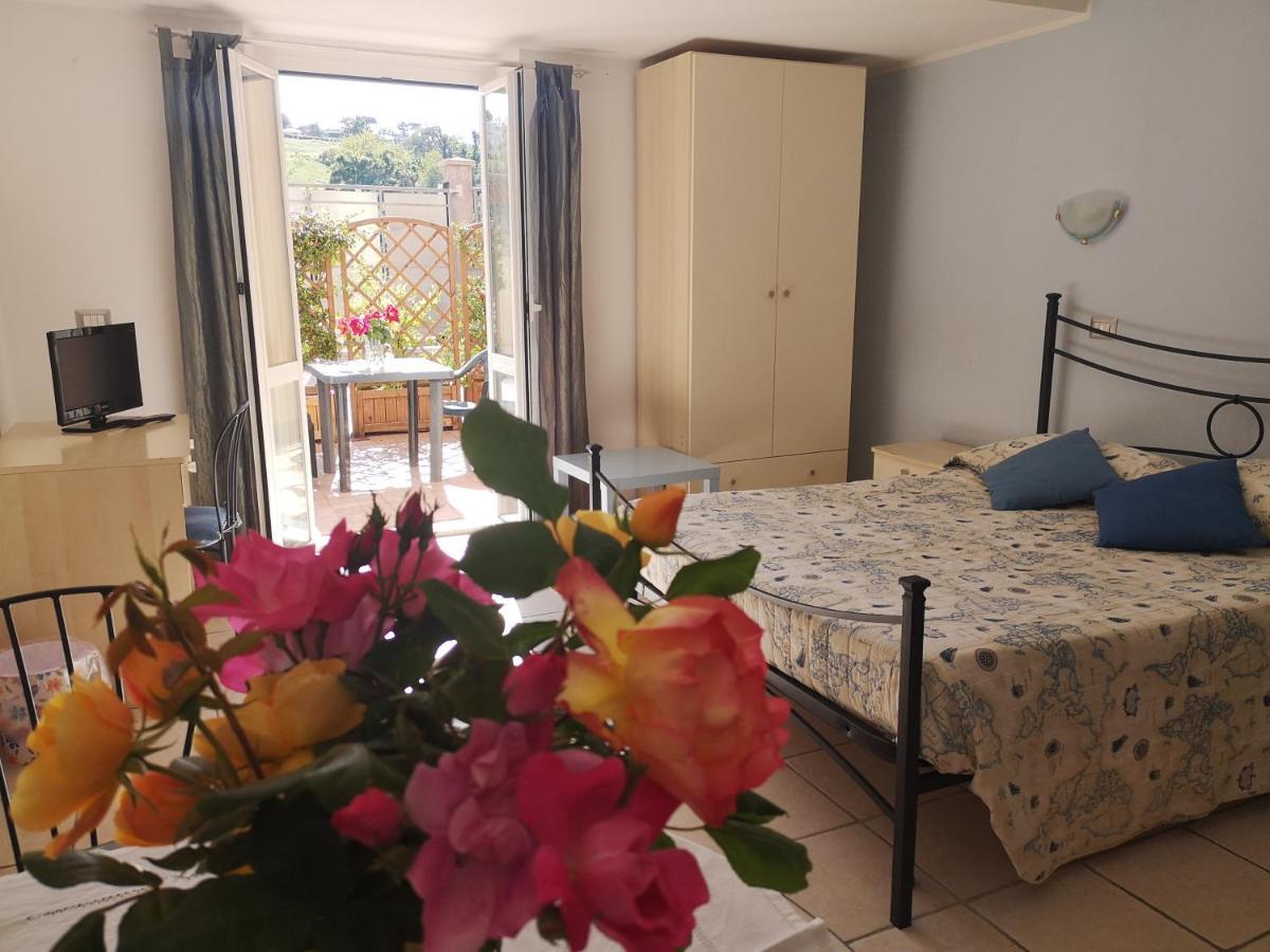 A Due Passi Dal Mare B&B Numana Luaran gambar