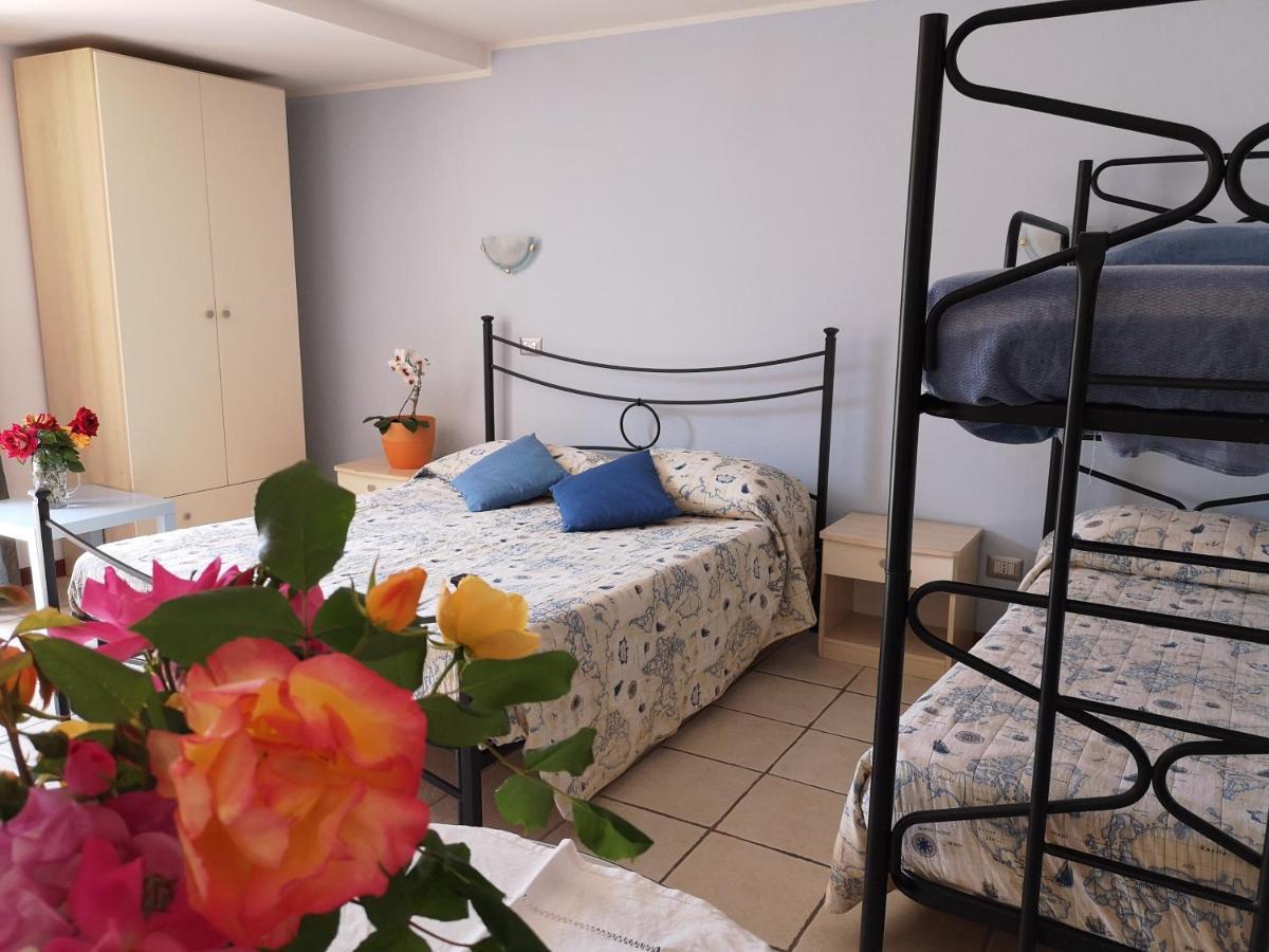 A Due Passi Dal Mare B&B Numana Luaran gambar