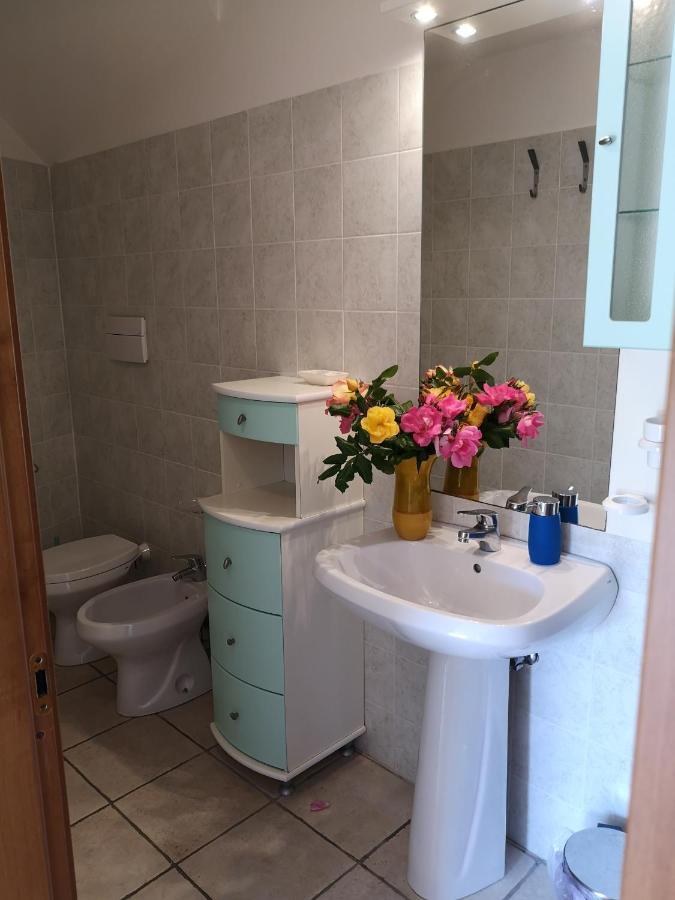 A Due Passi Dal Mare B&B Numana Luaran gambar